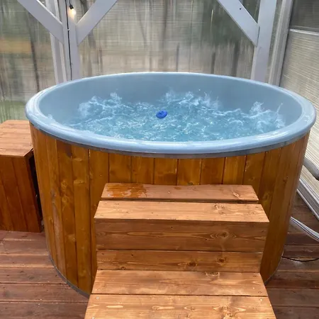 Οργανωμένο κάμπινγκ Slow Flow Glamp