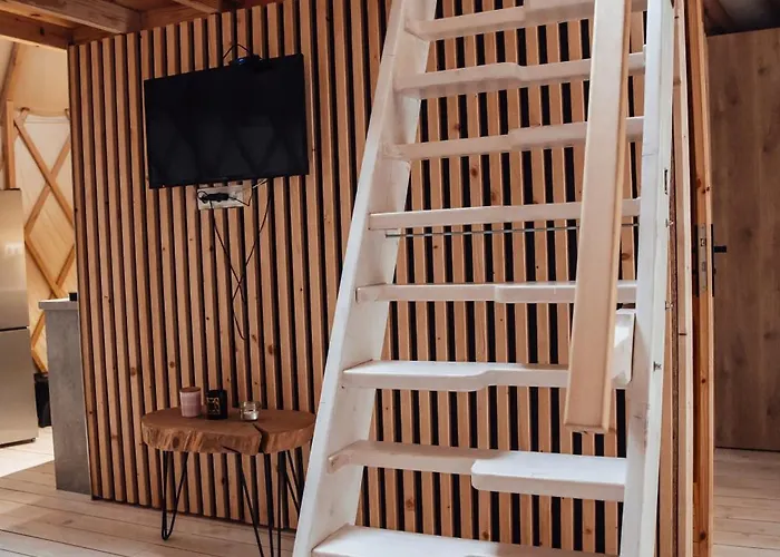 Slow Flow Glamp Campo de lujo